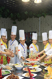 ����±����ѵ��ʵѵ�ֳ�