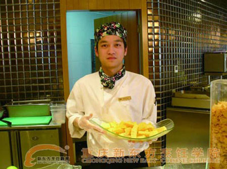 喜来登大酒店的西餐料理主厨李俊
