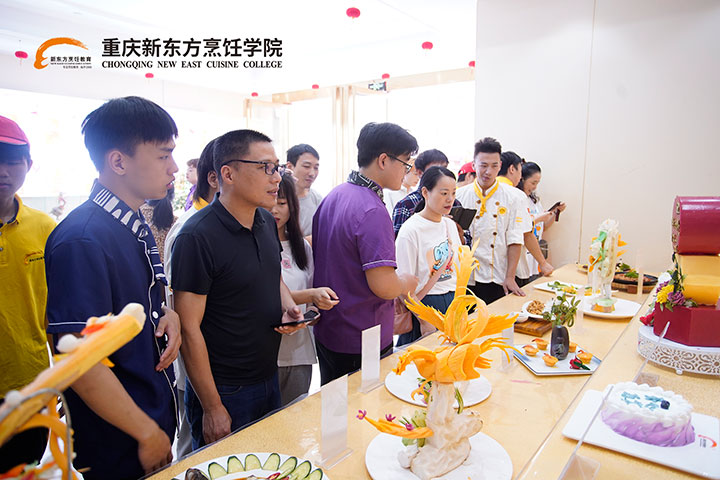 重庆新东方烹饪学院2021年家长鉴证会